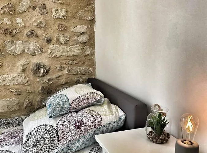 Toledo Apartment *